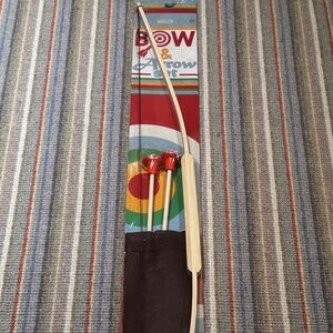 TOY ARCHERY SET